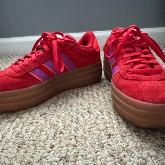 Adidas Red Sneakers with Purple Stripes - Picture 4 of 6